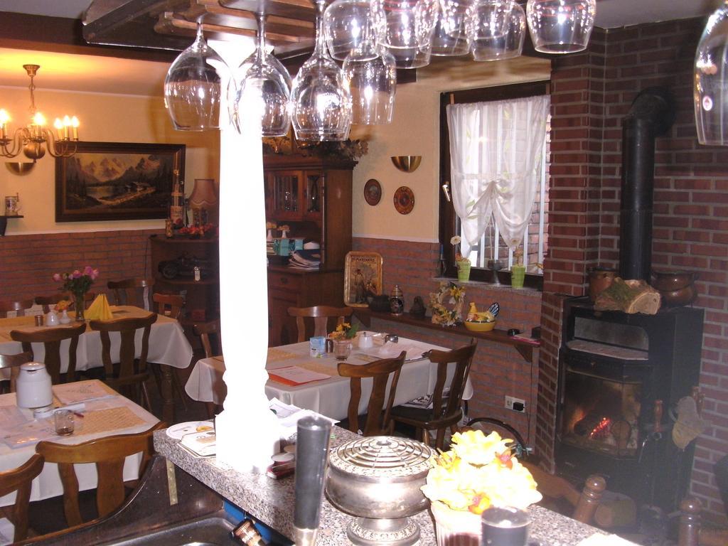 דיסבורג Hotel Landhaus Sechting מראה חיצוני תמונה
